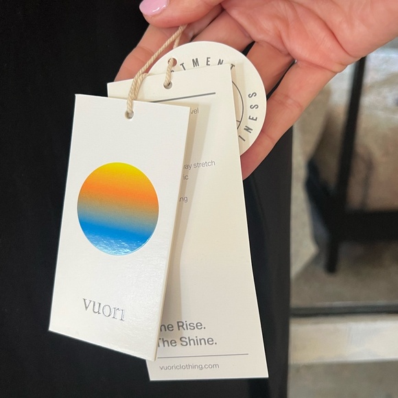 NWT Men's Vuori Black Strato Tech Tee, Sz XL - Picture 4 of 7